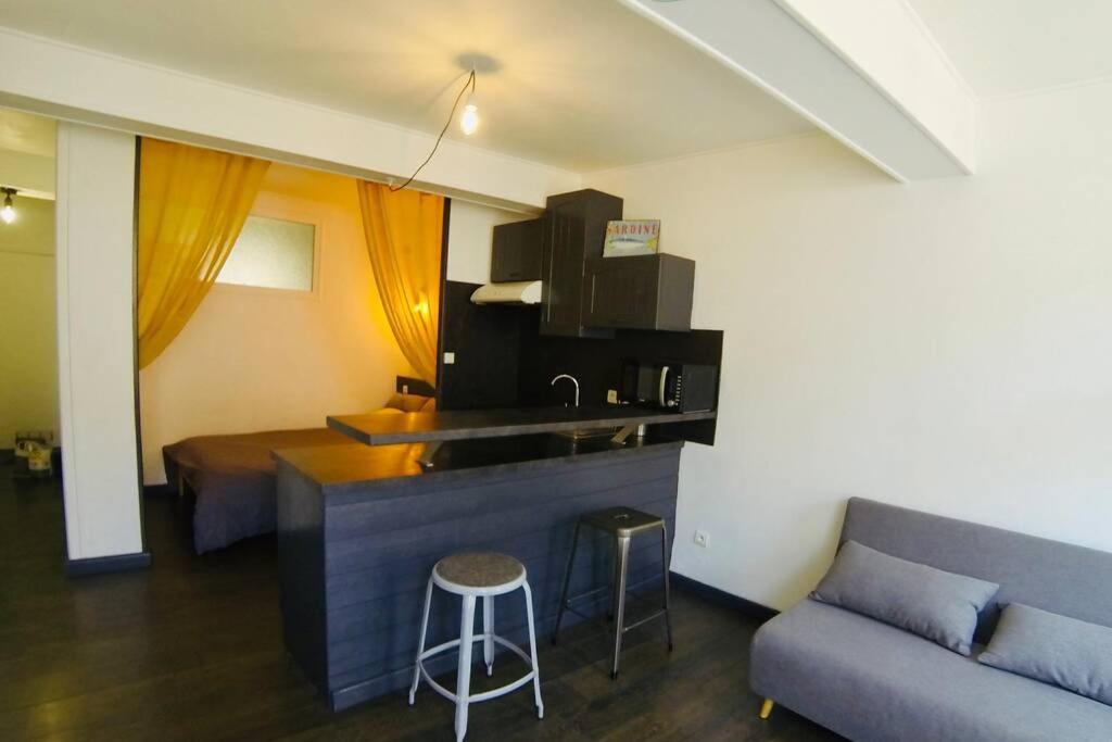Grand Studio A Deux Pas Du Vieux Port La Rochelle  Luaran gambar