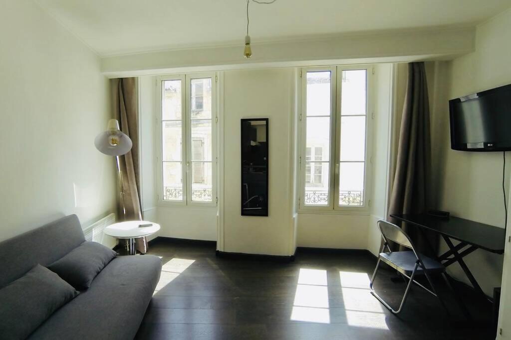 Grand Studio A Deux Pas Du Vieux Port La Rochelle  Luaran gambar